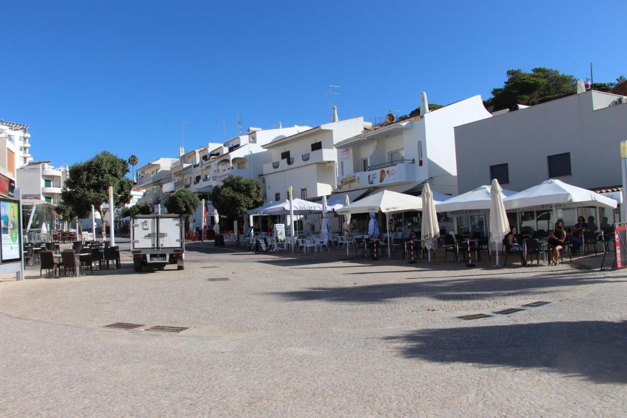 Ocean And Pool Apartment Olhos de Agua  Exterior photo